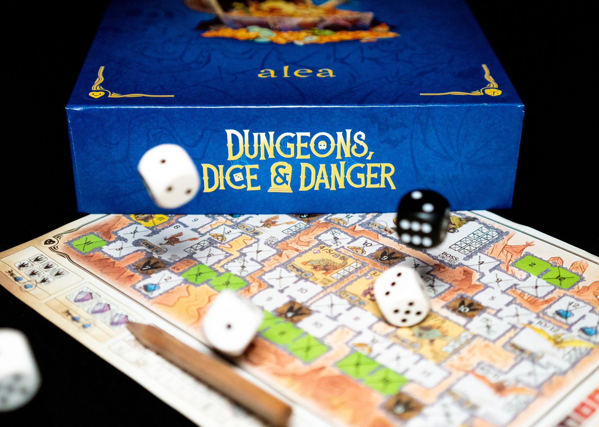 Dice Kingdoms of Valeria Review, a roll and write board game that